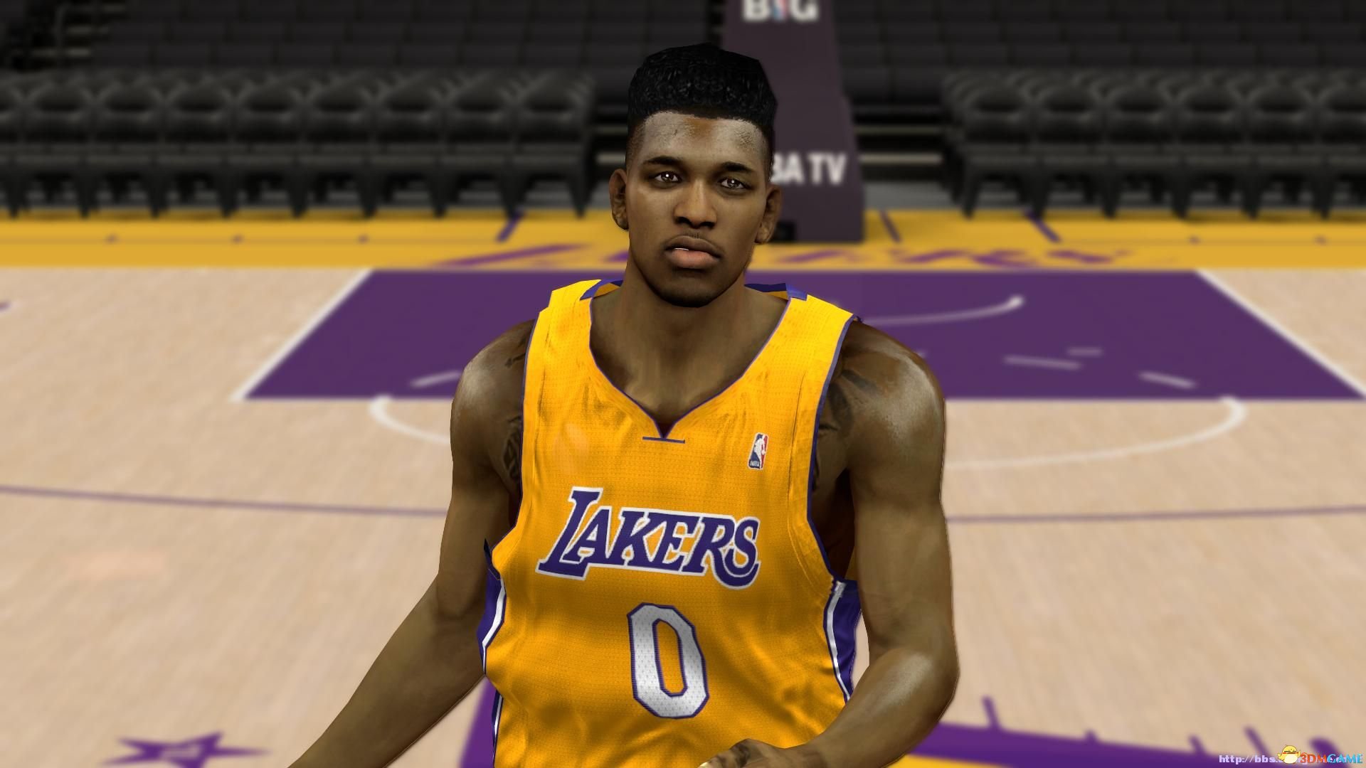 克罗斯：绿茵场上的精准指挥官（克罗斯：中场精确制导者）