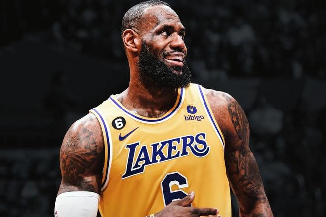 穆帅：今天胜利的功劳属于球员们，要说谁比谁更好是不公平的（穆帅：这场胜利属于球员，论谁更出色并不公平）