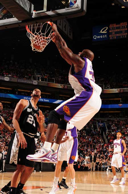 里程碑，奥巴梅扬打入职业生涯第400球（奥巴梅扬职业生涯达成400球里程碑）