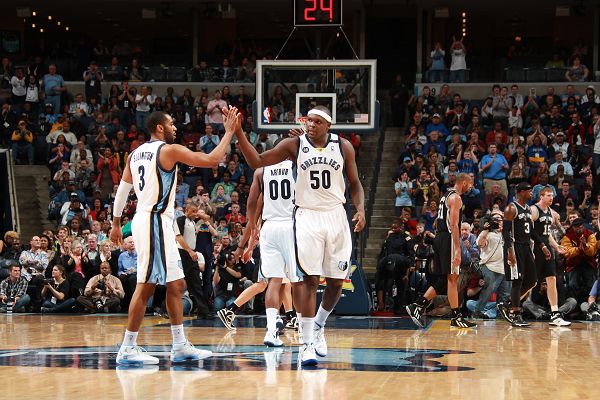 贝尔萨：我是个毒瘤，是那种会让环境变得紧张的人（贝尔萨：我是个麻烦人物，总会让团队气氛紧张）