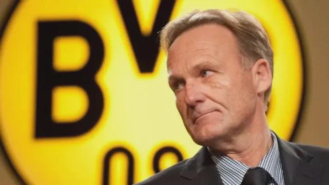 近15年谷歌每年搜索量最高球员：C罗10次断崖领先，梅西仅1次（过去15年谷歌年度搜索最高球员：C罗10度领跑，梅西仅一次登顶）